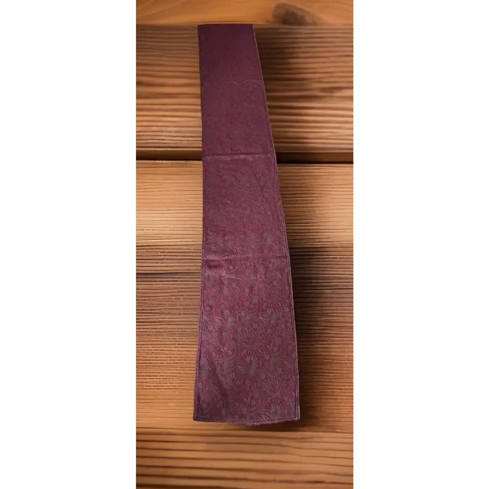 Luxury CBK Paisley Jacquard Table Runner Cotton Made in India Burgundy Taupe 79